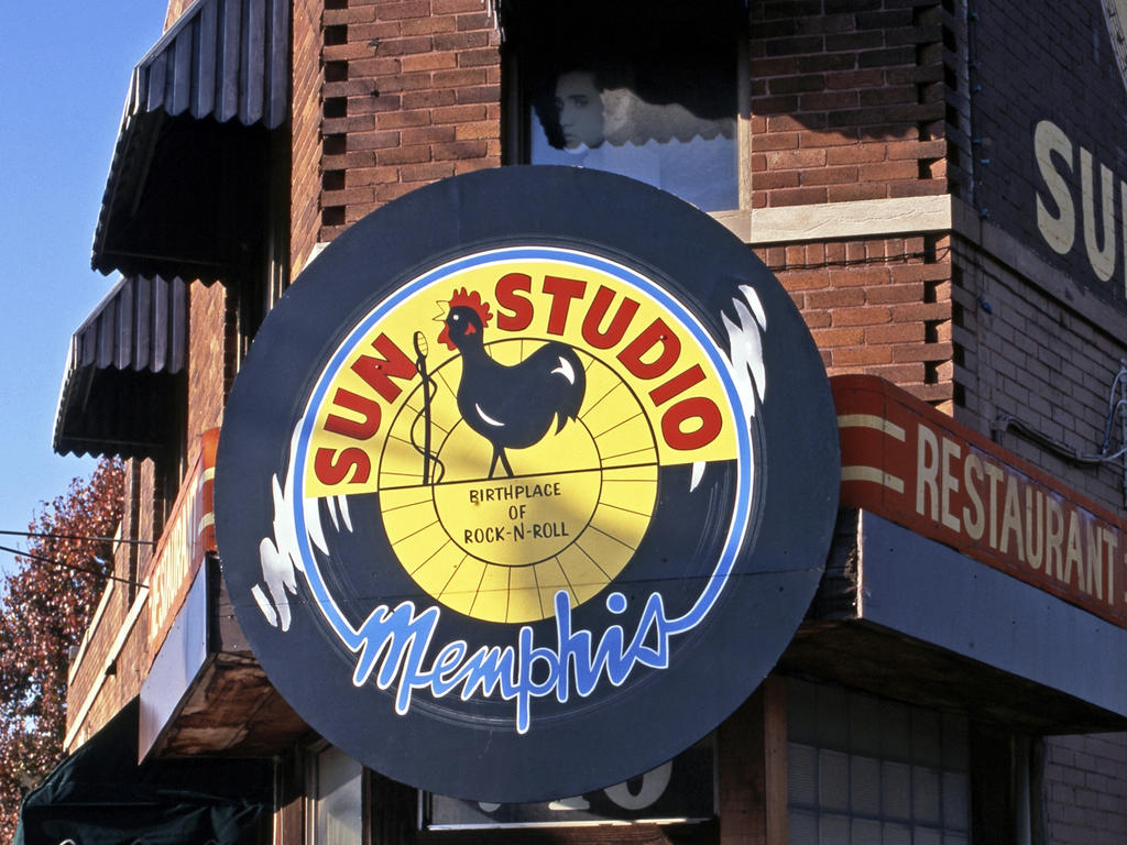 the Sun Studio sign on a red brick building