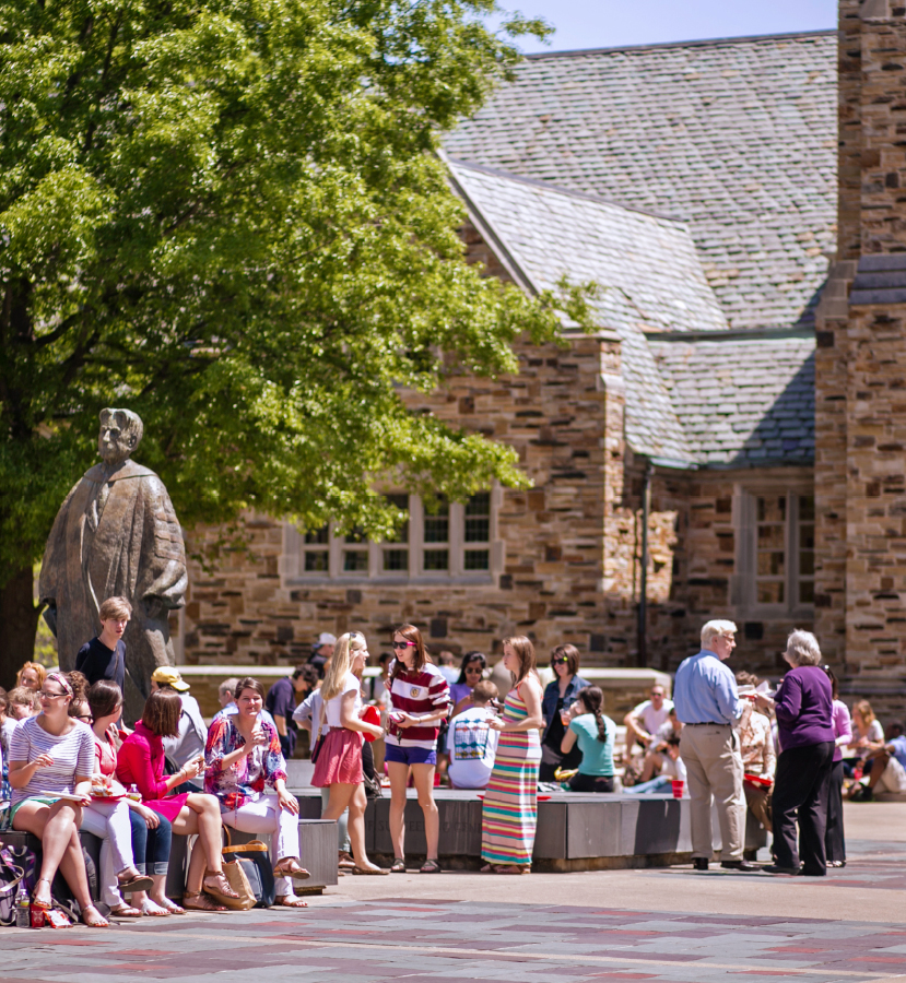Make a gift to Rhodes College