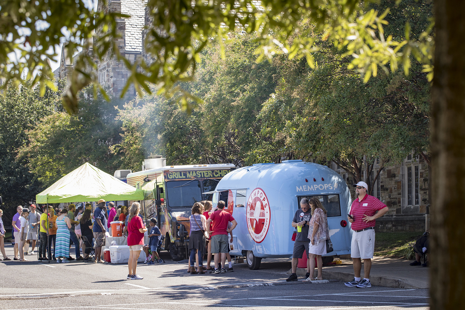Food Trucks on campus