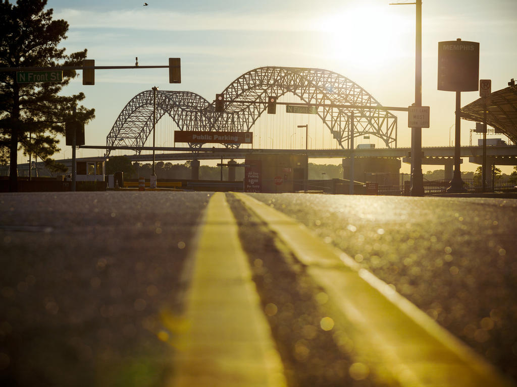 Memphis, Tennessee road and bridge